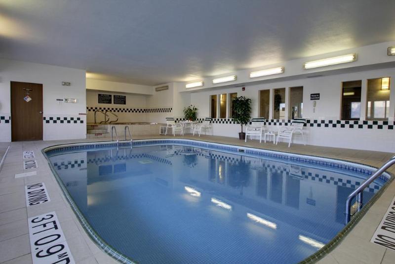 Quality Inn & Suites Des Moines Airport Екстериор снимка