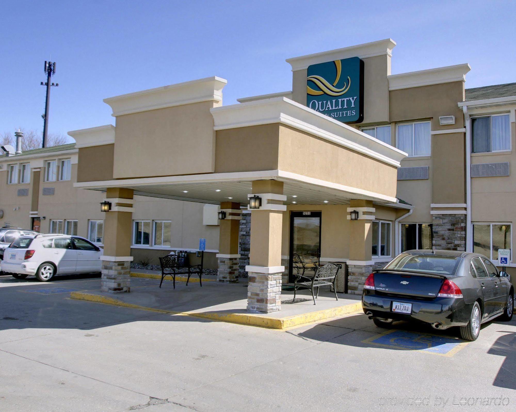 Quality Inn & Suites Des Moines Airport Екстериор снимка