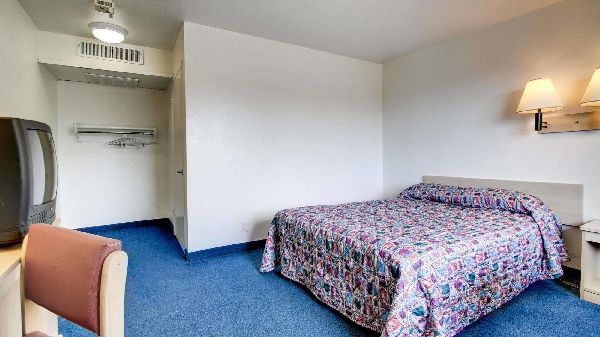 Quality Inn & Suites Des Moines Airport Екстериор снимка