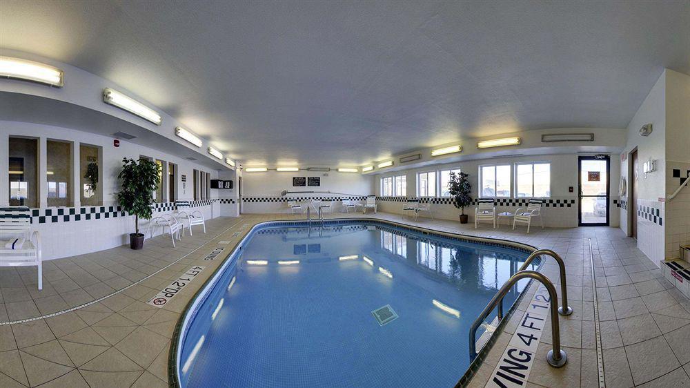 Quality Inn & Suites Des Moines Airport Екстериор снимка